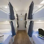 Room00 Hostel
