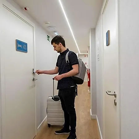Hostel Room Lisboa *
