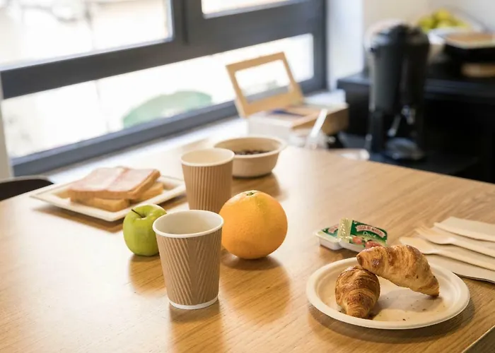 אכסניה Room00 ליסבון