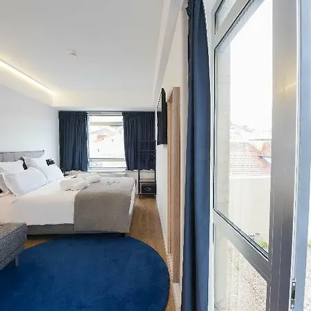Bluesock Hostel *